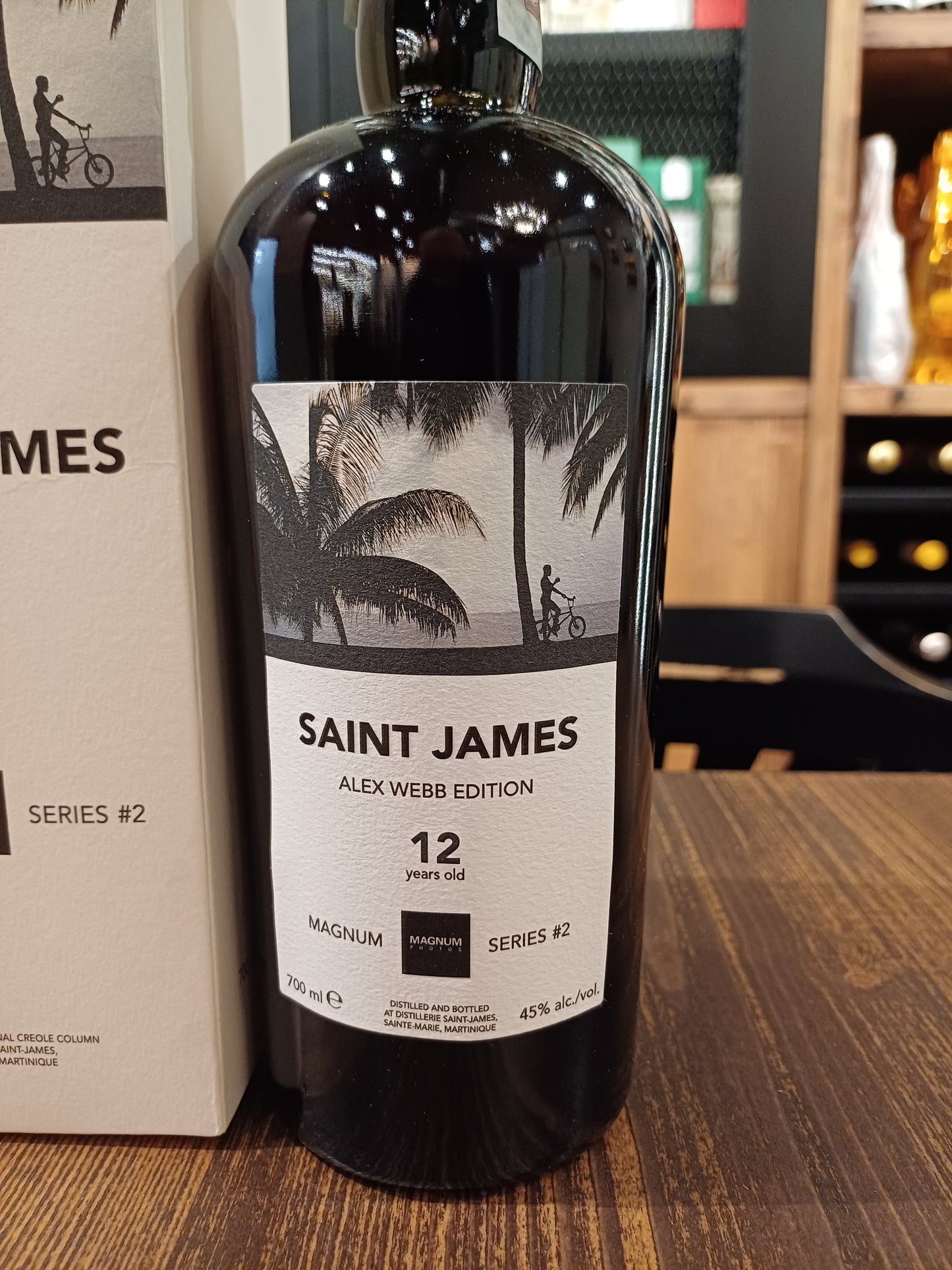 Rum Magnum serie #2 Saint James 12yo 2010 45%