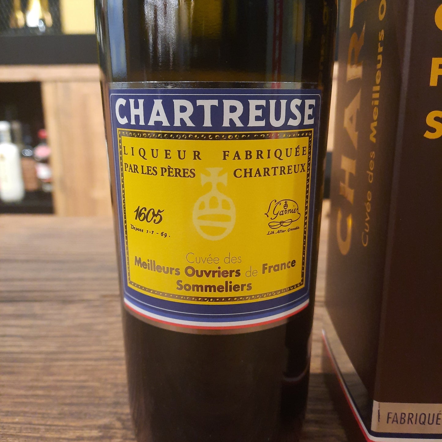 Chartreuse MOF 2022 45% 0.7L